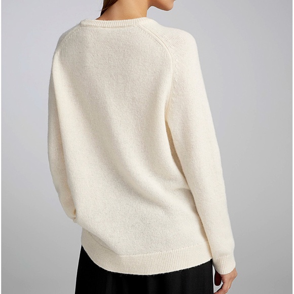 Ivory white pure wool V-neck rustic straight fit sweater NWT - Picture 2 of 8